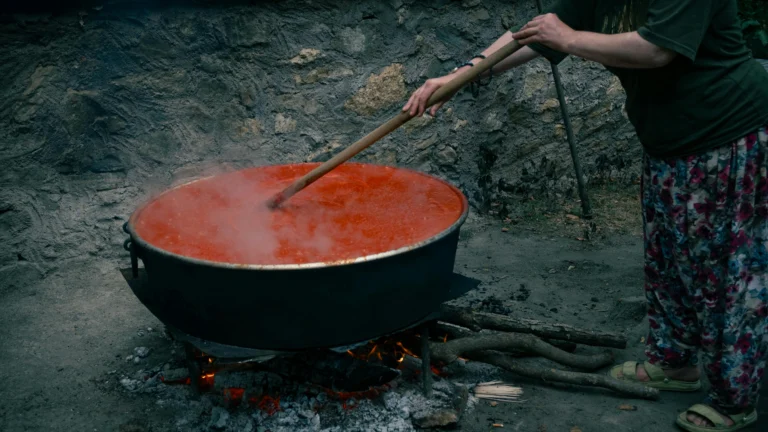 Tomato barbecue sauce canning
